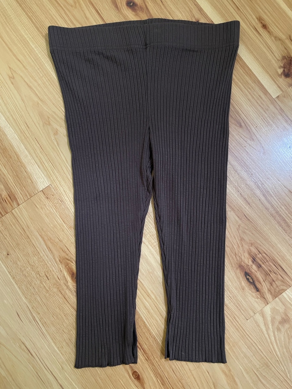 James Street Co. Ribbed Crop Legging